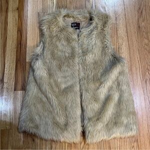 Red Snap Tan  Beige Faux Fur Vest Jacket XL